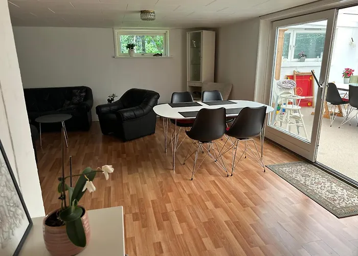 Skovbrynet 2 Zimmer 4 Kwatera prywatna Løkken